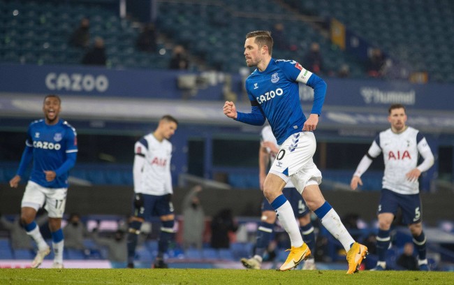 中展现出的 中展现出的