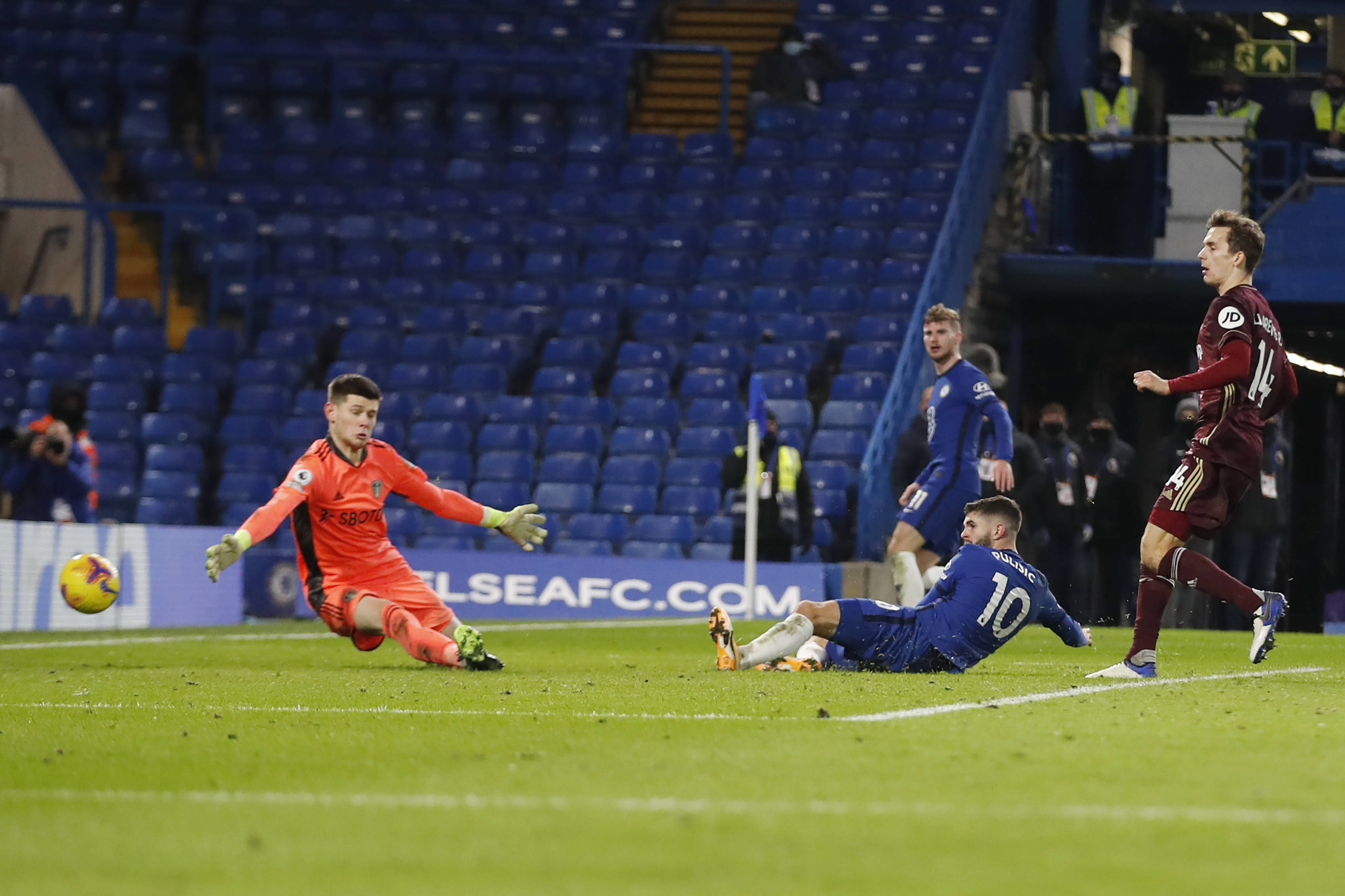 英超联赛中 英超联赛中