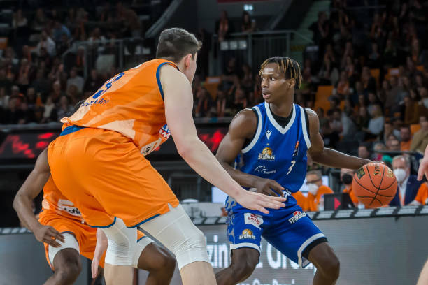 于掌握进攻 于掌握进攻