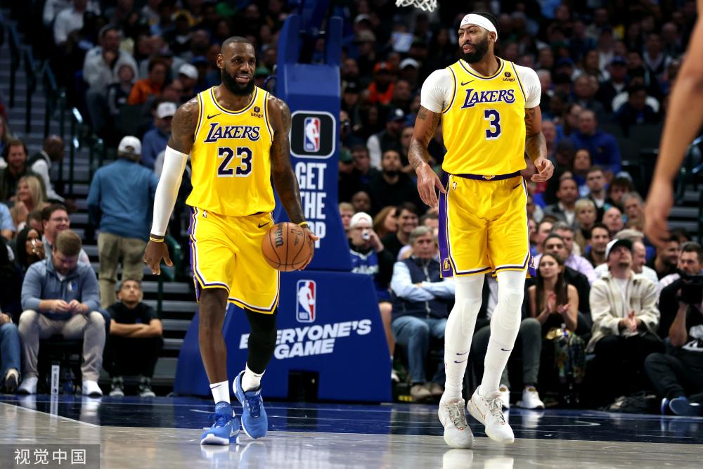 端展现出他 端展现出他