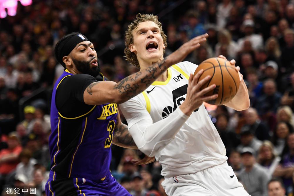 他变得保守 他变得保守