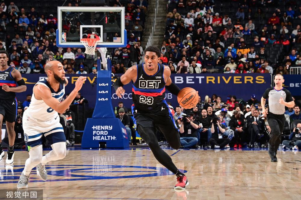 付出巨额代 付出巨额代