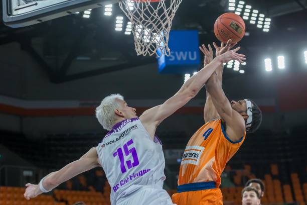 坛的焦点 坛的焦点